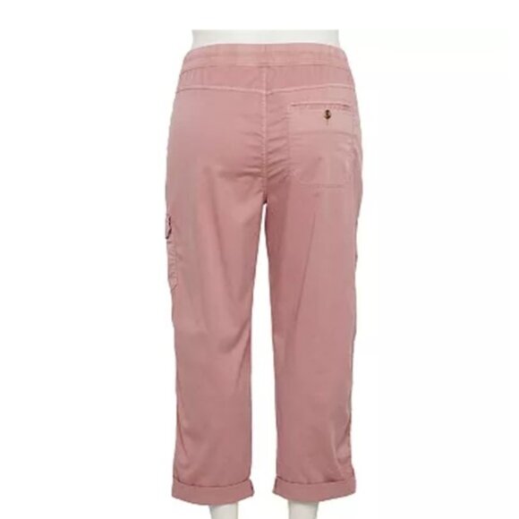 Dusty Rose Pull-up Capris. Size 8 - Picture 4 of 5